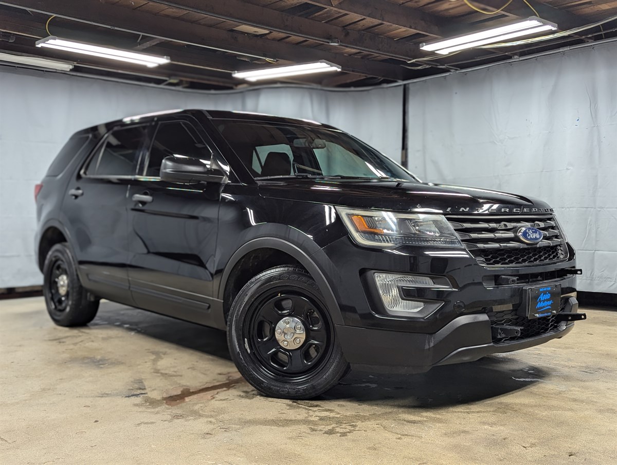2018 Ford Explorer photo 2