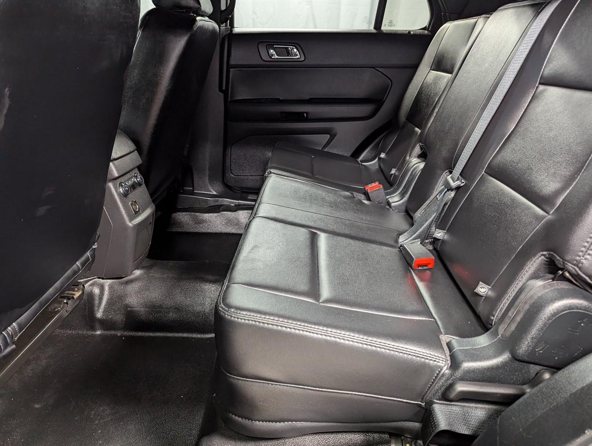 2018 Ford Explorer photo 4