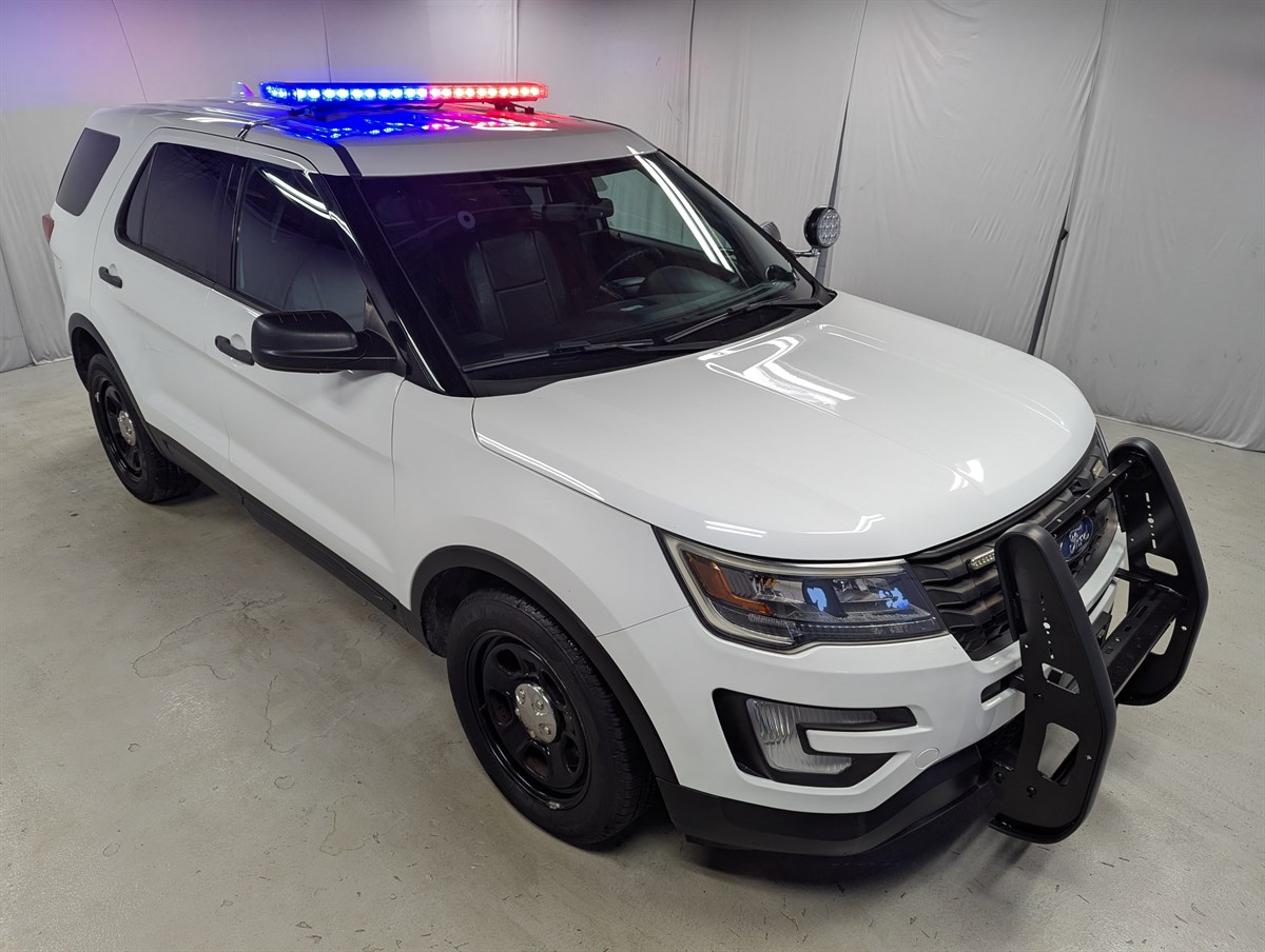 2017 Ford Explorer photo 3