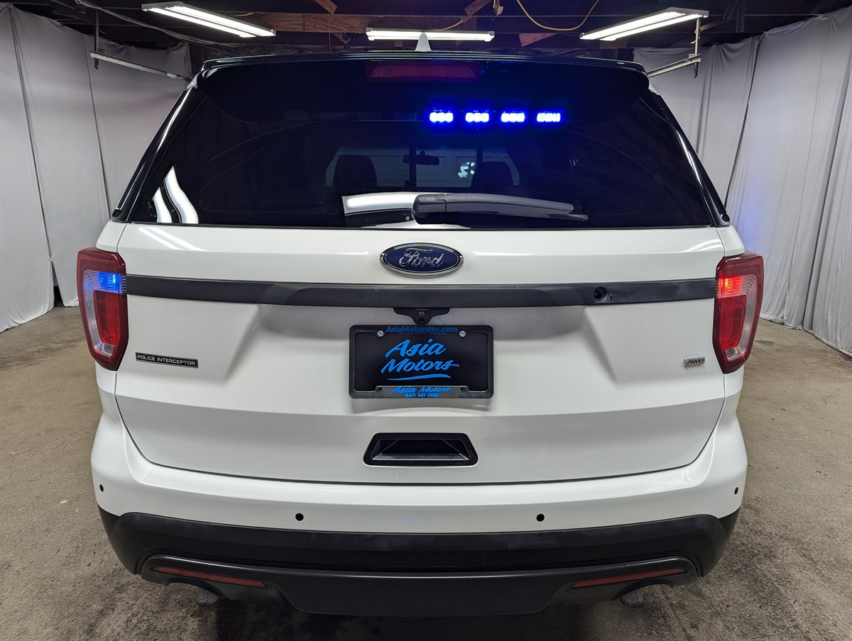 2017 Ford Explorer photo 3