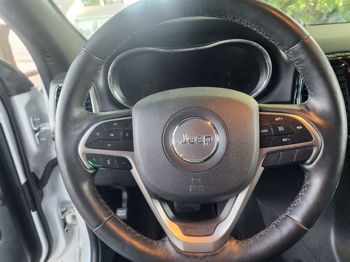 2019 Jeep Grand Cherokee Altitude photo 9
