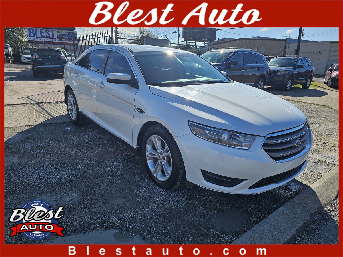 2014 Ford Taurus SEL's photo