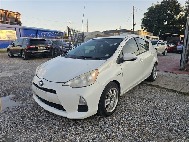 2012 Toyota Prius c Three