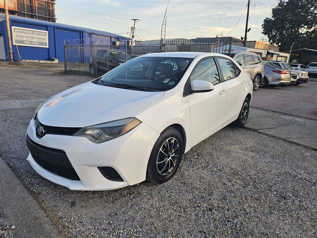 2015 Toyota Corolla L AT's photo