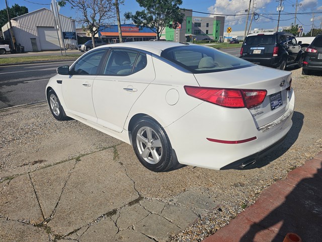 2014 Kia Optima LX - Photo 7