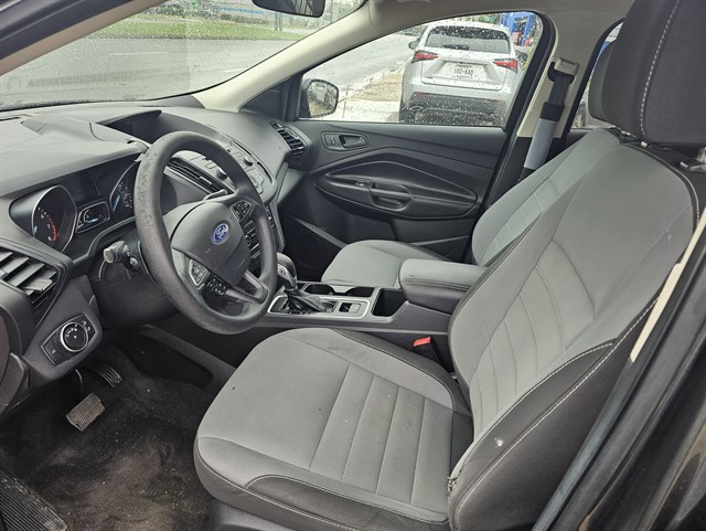 2017 Ford Escape S - Photo 7