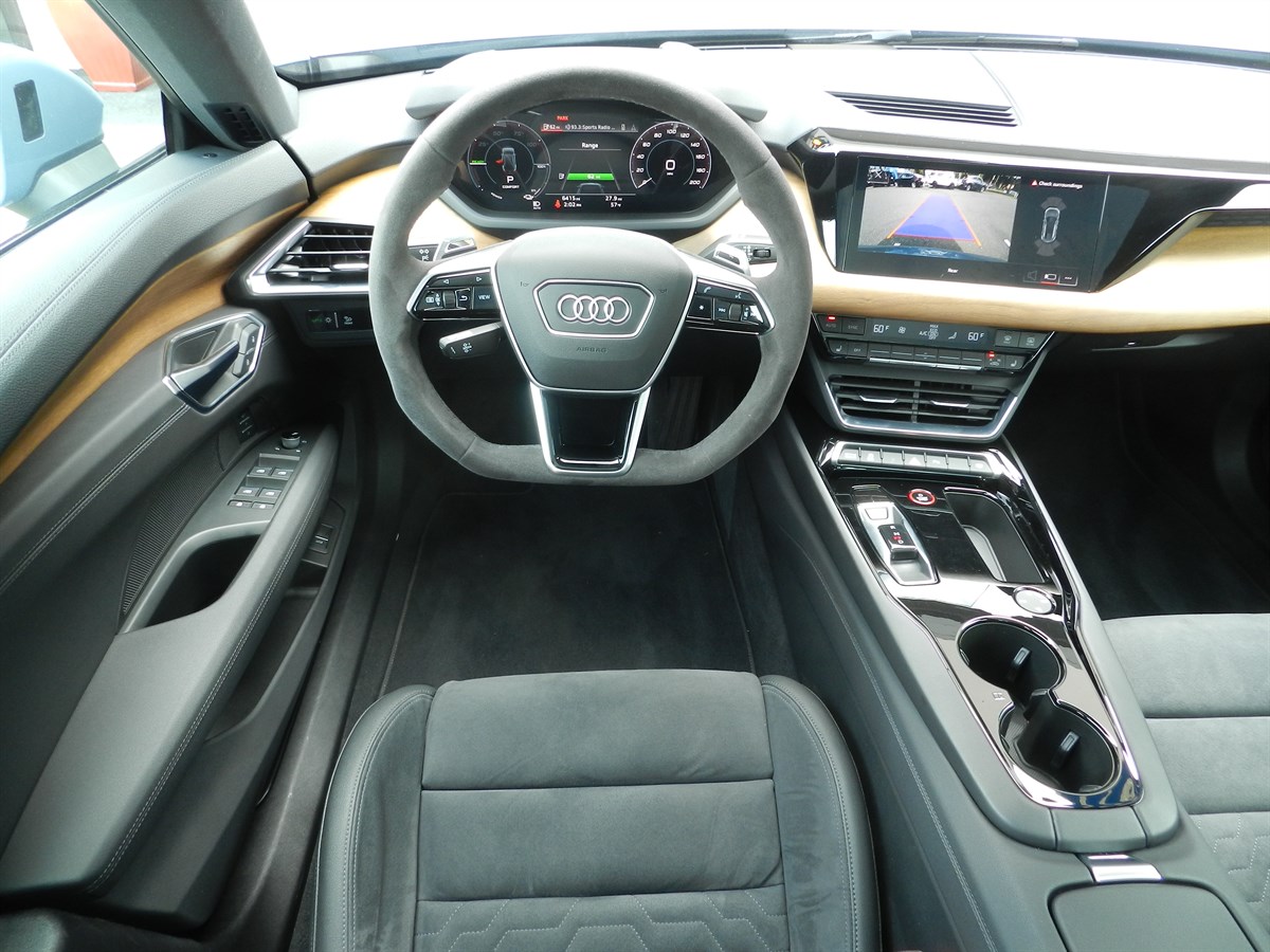 Used 2022 Audi e-tron GT Premium Plus with VIN WAUFJBFW8N7010320 for sale in Bellevue, WA