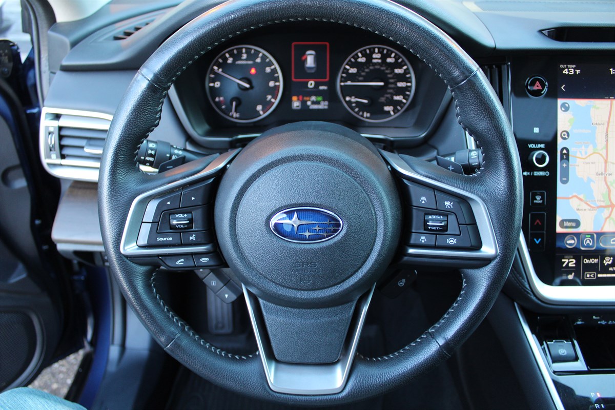 2022 Subaru Outback Limited photo 15