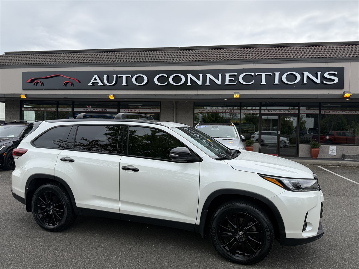 2019 Toyota Highlander SE photo 38
