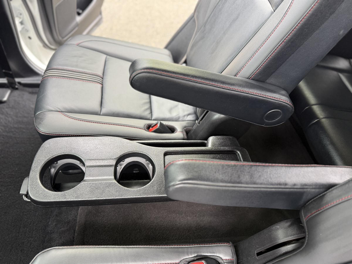 2019 Toyota Highlander SE photo 20