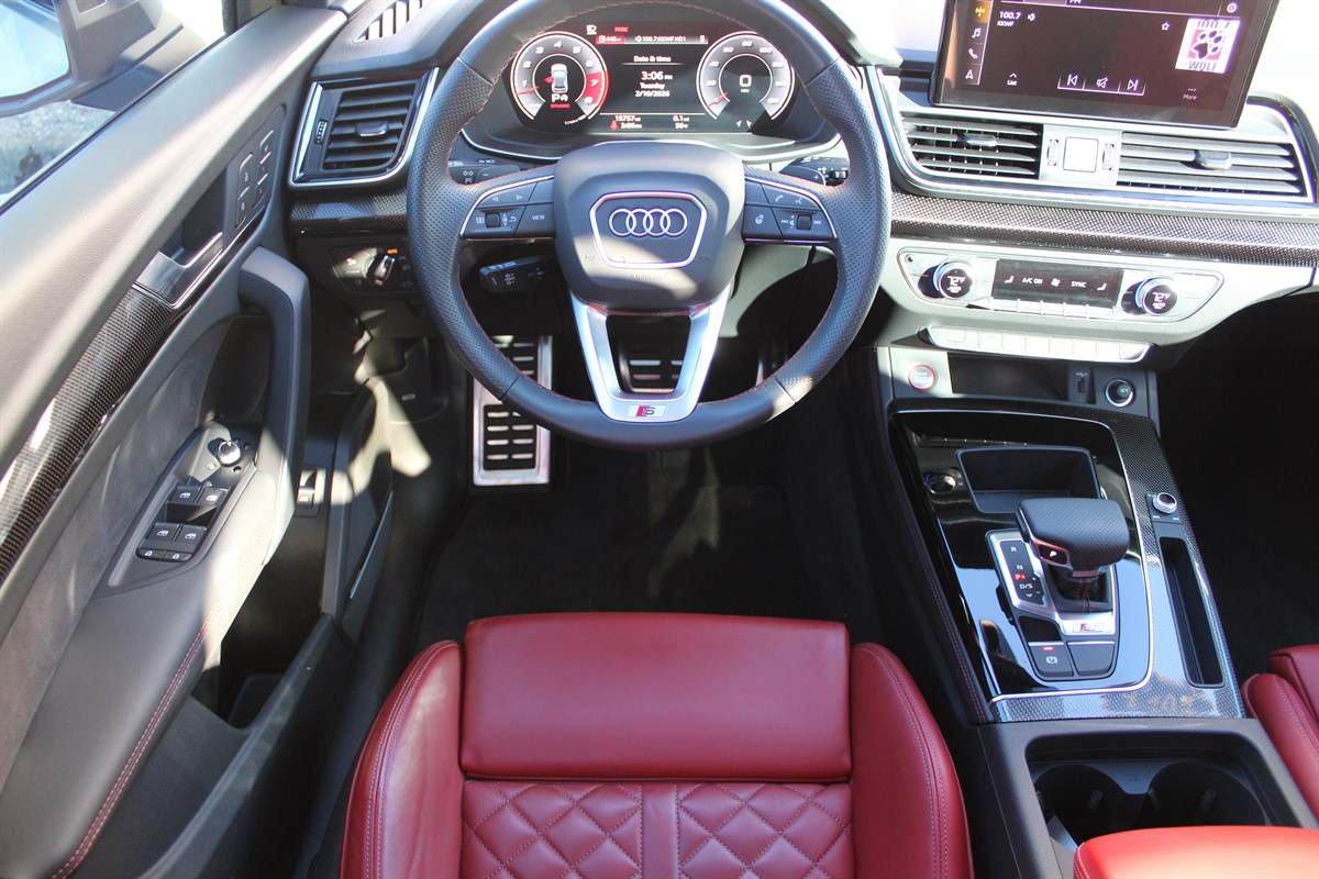 2024 Audi SQ5 Sportback Premium Plus - Photo 2