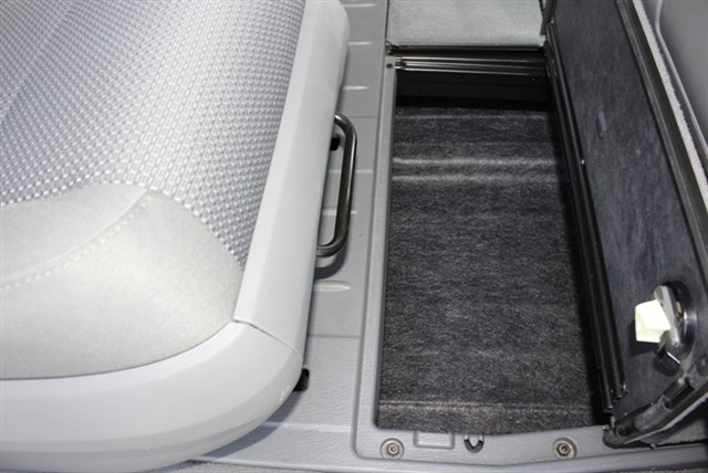 Volkswagen Routan photo 8