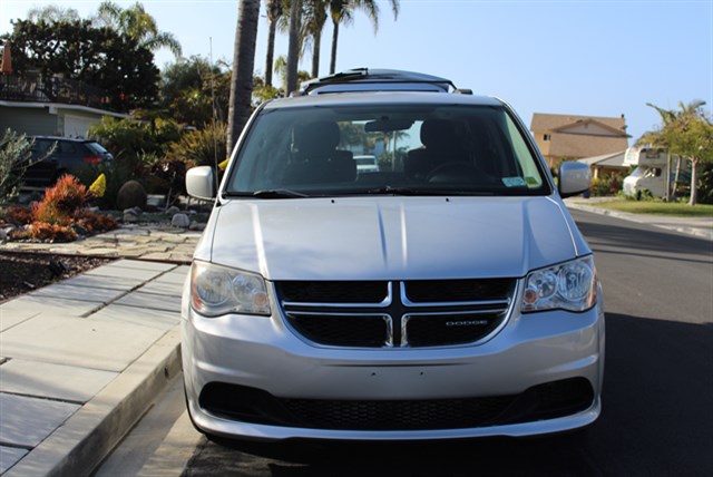 Dodge Grand Caravan photo 7