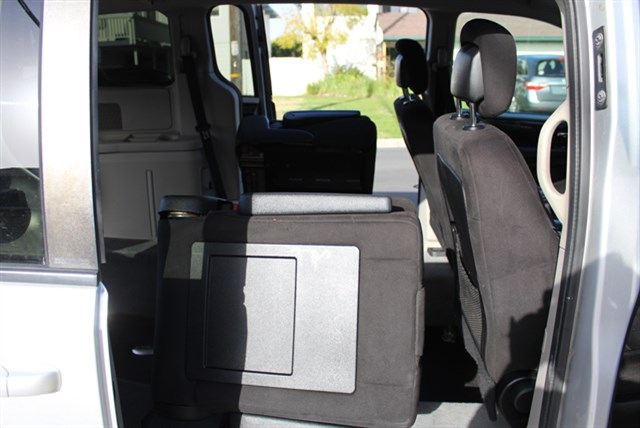 Dodge Grand Caravan photo 16