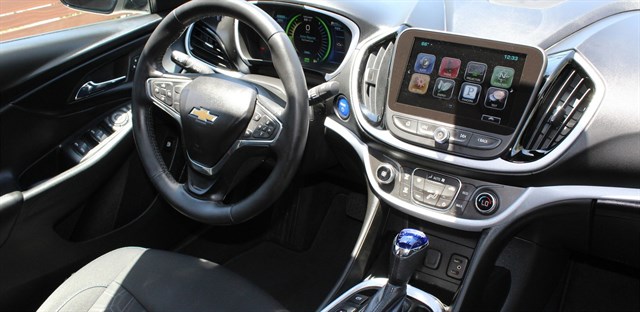 Chevrolet Volt photo 7