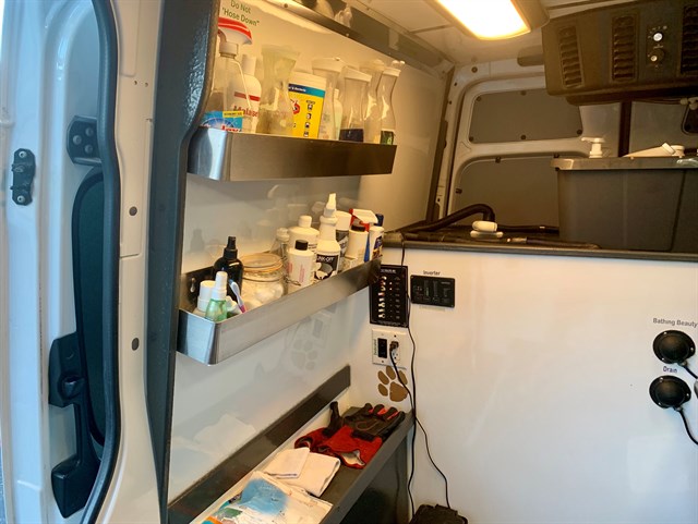 Mercedes-Benz Sprinter photo 11
