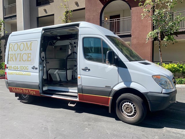 Mercedes-Benz Sprinter photo 3
