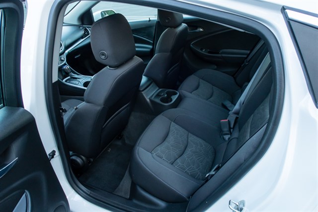 Chevrolet Volt photo 21