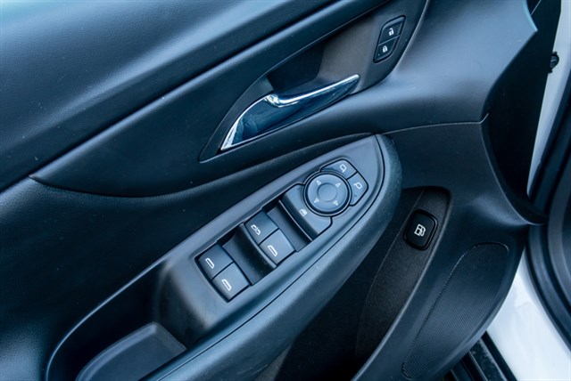 Chevrolet Volt photo 20