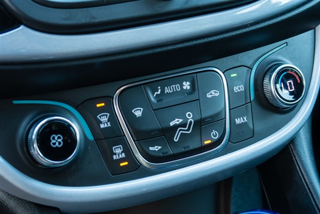 Chevrolet Volt photo 28