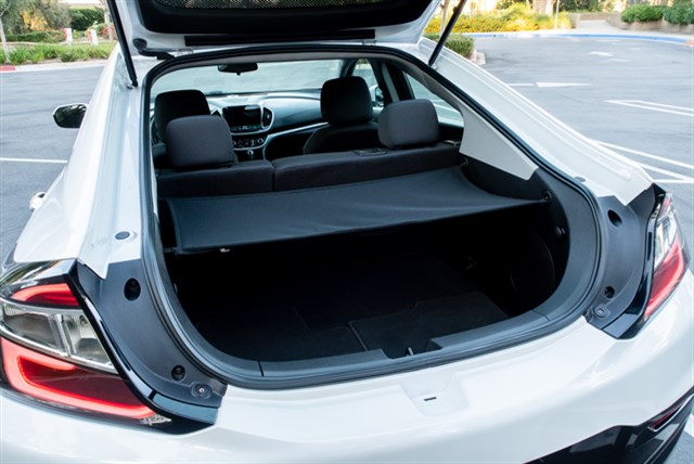 Chevrolet Volt photo 17