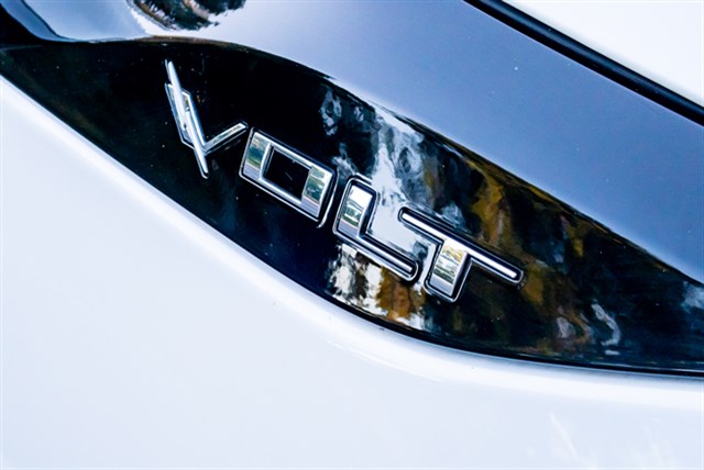 Chevrolet Volt photo 14