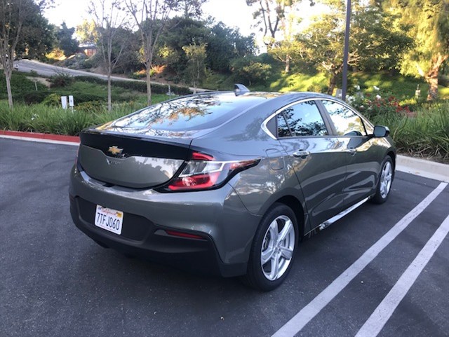 Chevrolet Volt photo 5