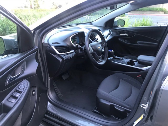 Chevrolet Volt photo 9