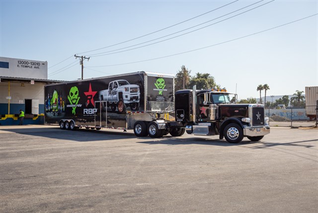 Peterbilt 389 photo 7
