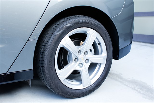 Chevrolet Volt photo 7