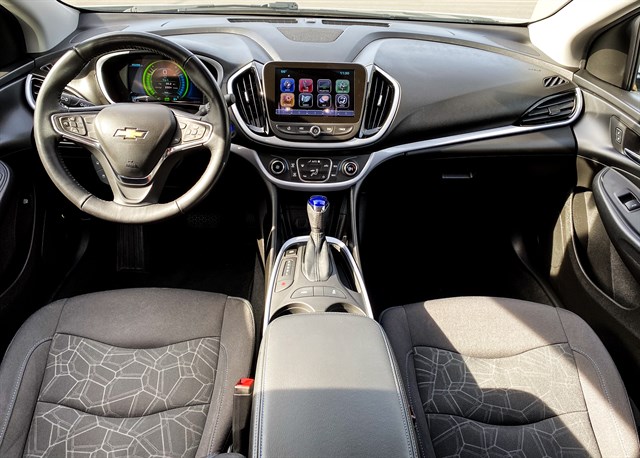 Chevrolet Volt photo 4