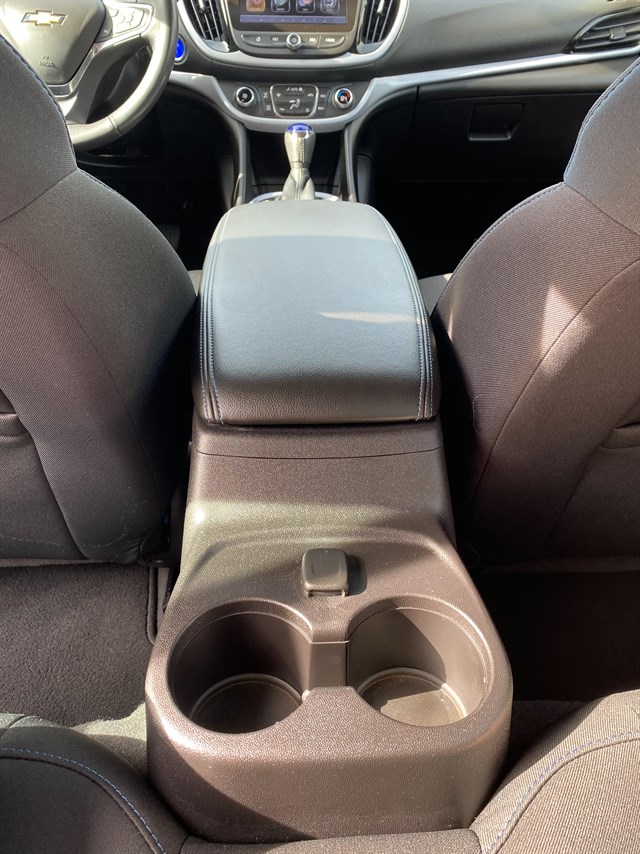 Chevrolet Volt photo 8