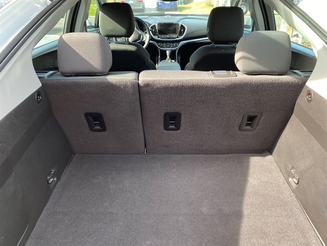 Chevrolet Volt photo 10