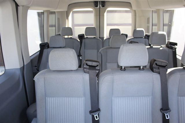 Ford Transit photo 14