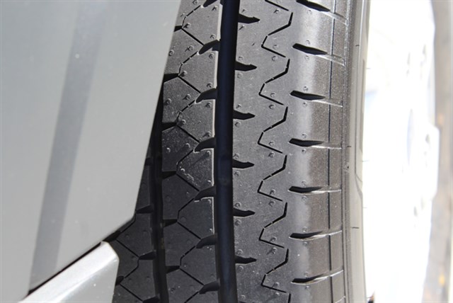 Ford Transit photo 11