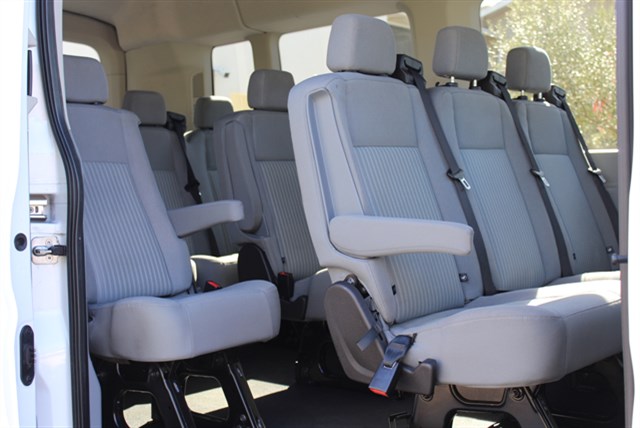 Ford Transit photo 20