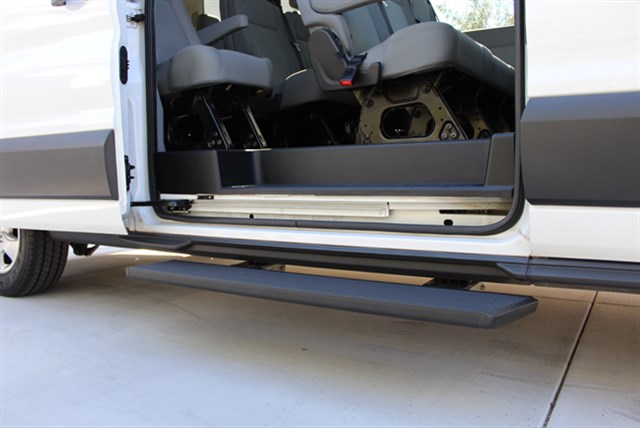 Ford Transit photo 24