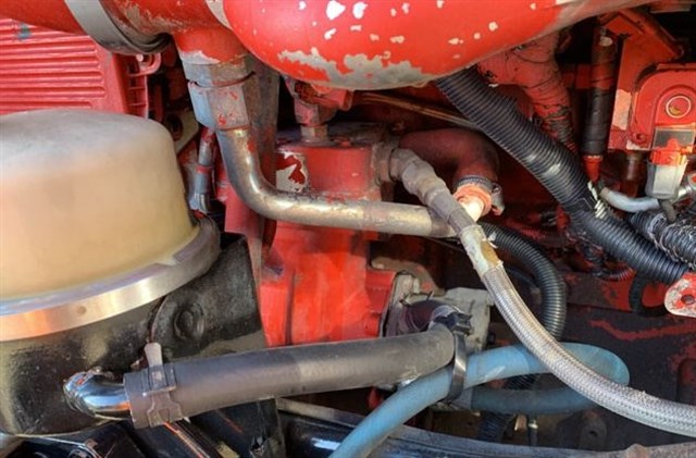Peterbilt 388 photo 9
