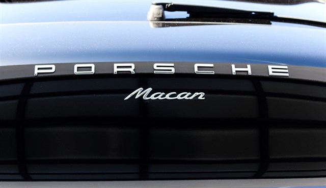 Porsche Macan photo 8