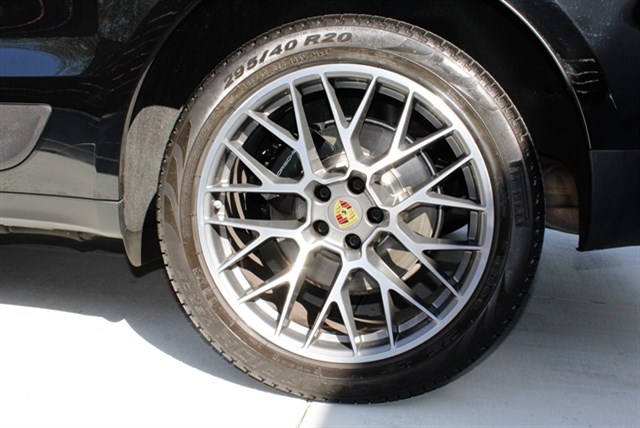 Porsche Macan photo 20