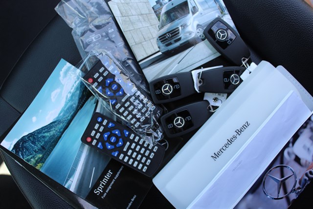 Mercedes-Benz Sprinter photo 34
