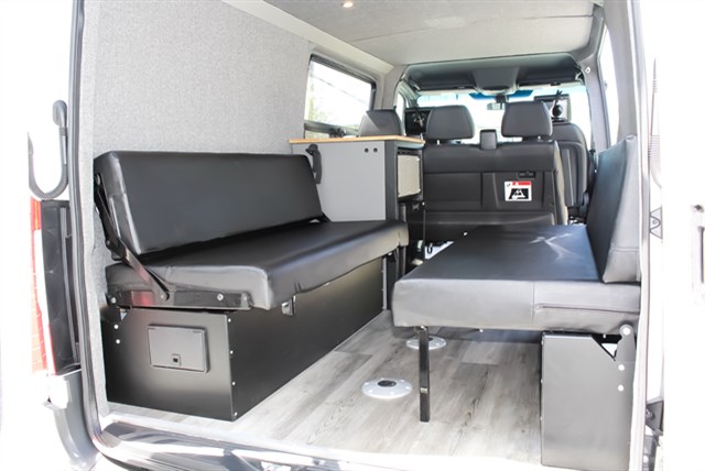 Mercedes-Benz Sprinter photo 47