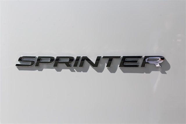 Mercedes-Benz Sprinter photo 8