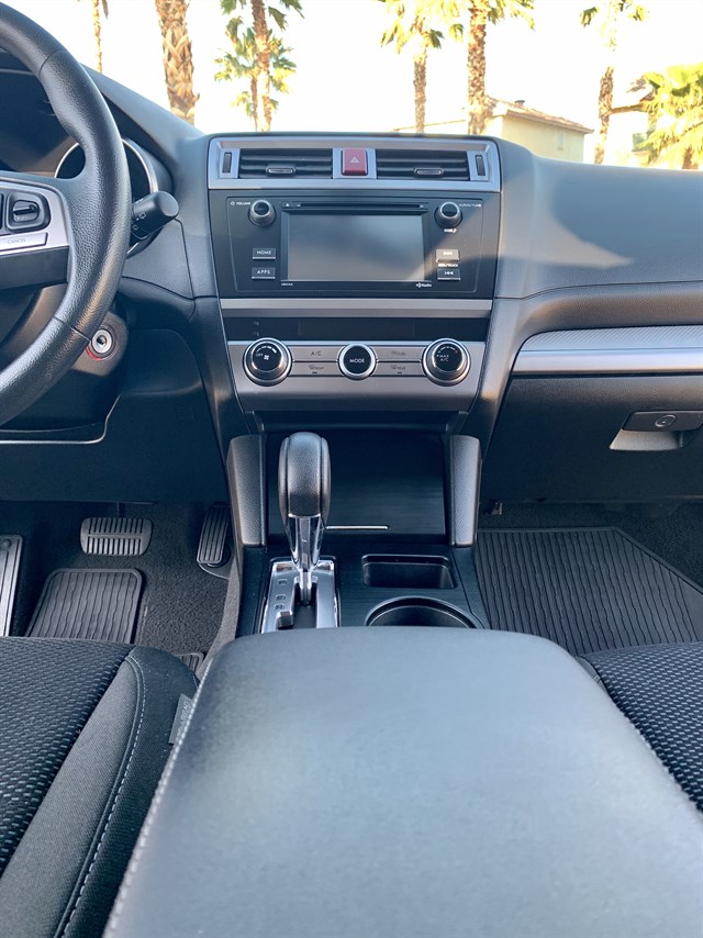 Subaru Outback photo 10
