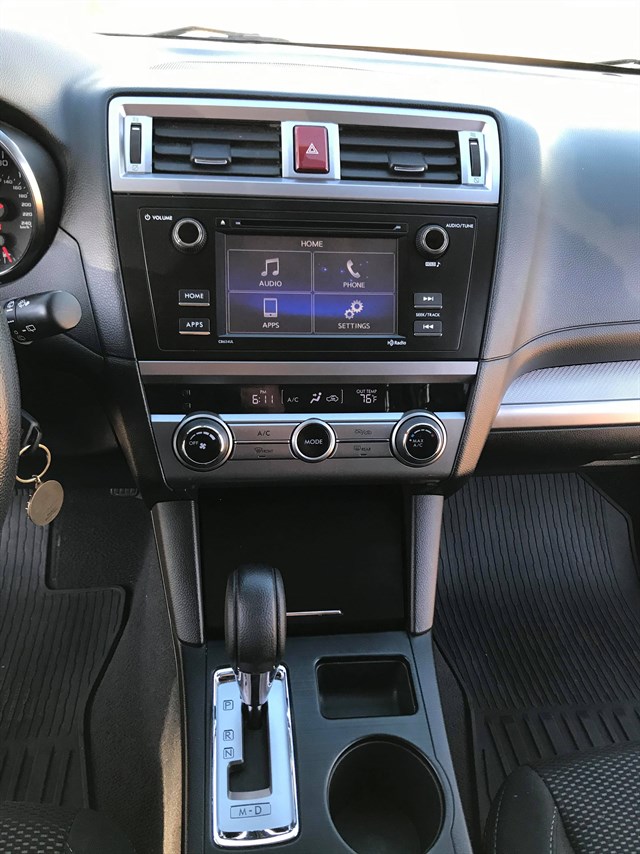 Subaru Outback photo 8