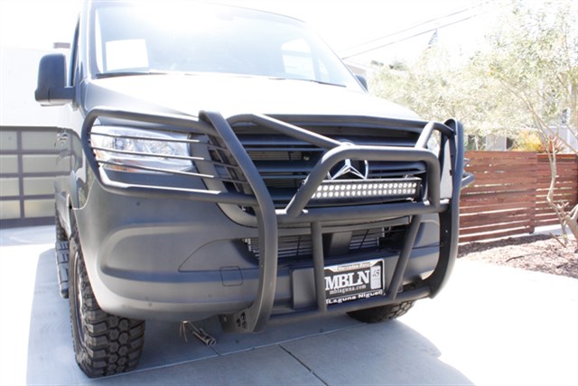 Mercedes-Benz Sprinter photo 4