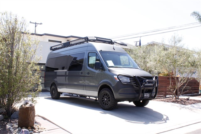 Mercedes-Benz Sprinter photo 6