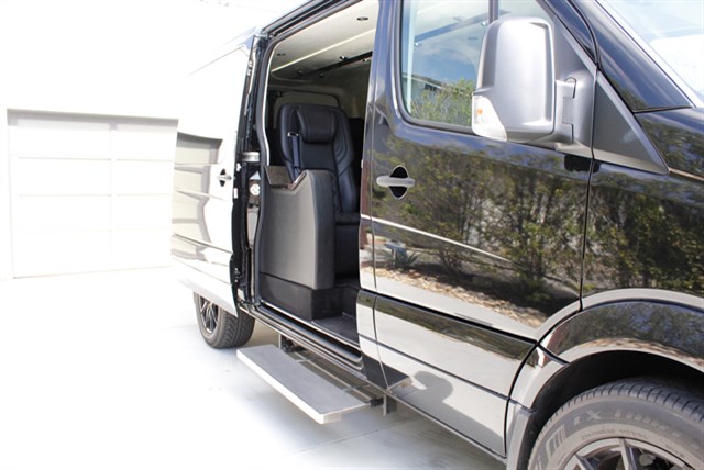 Mercedes-Benz Sprinter photo 3