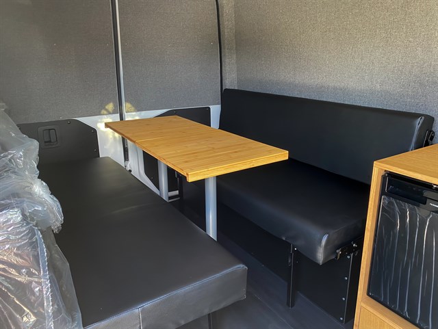 Mercedes Sprinter photo 34
