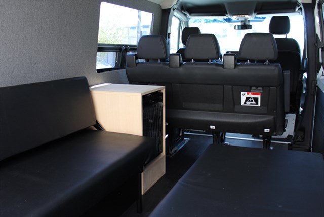 Mercedes Sprinter photo 19